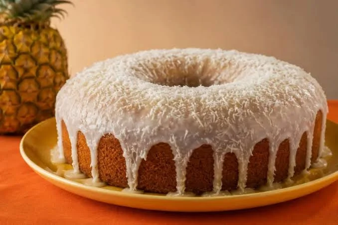 Bolo de Abacaxi com Coco Simples: Receita Caseira Fofinha para o Café