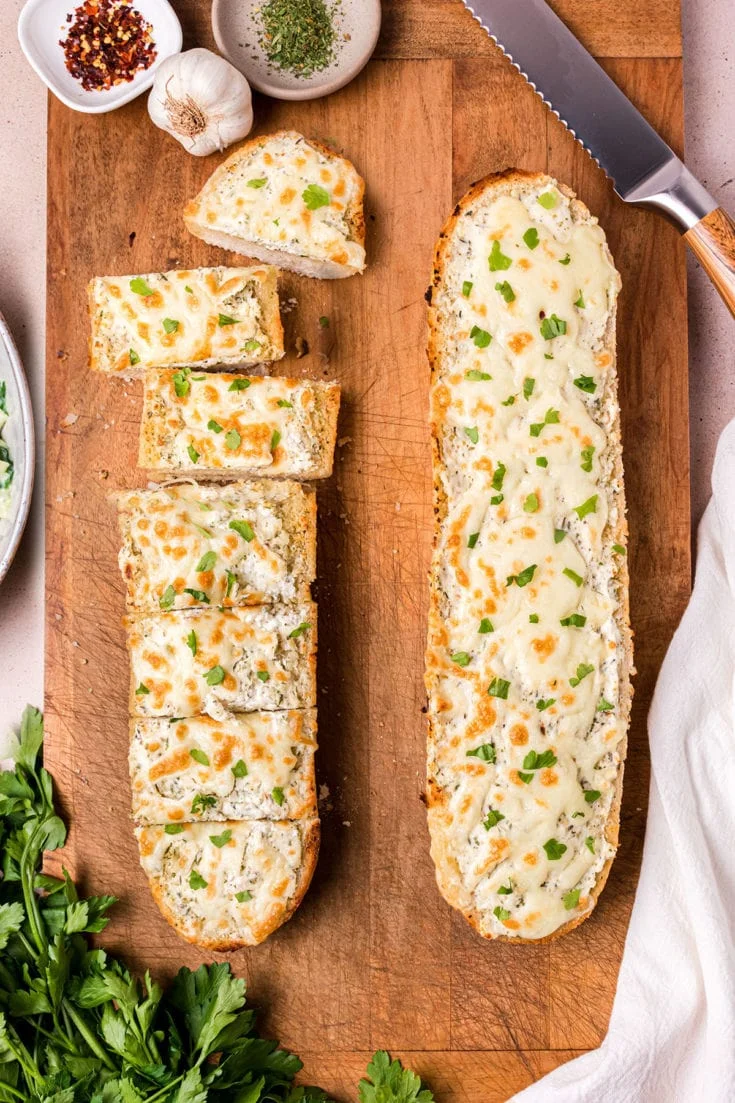 Pão de Alho com Cream Cheese: Cremoso e Dourado