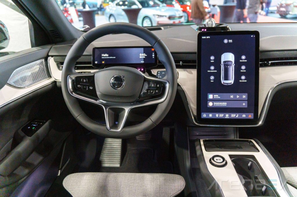 Desempenho e autonomia - Volvo EX90